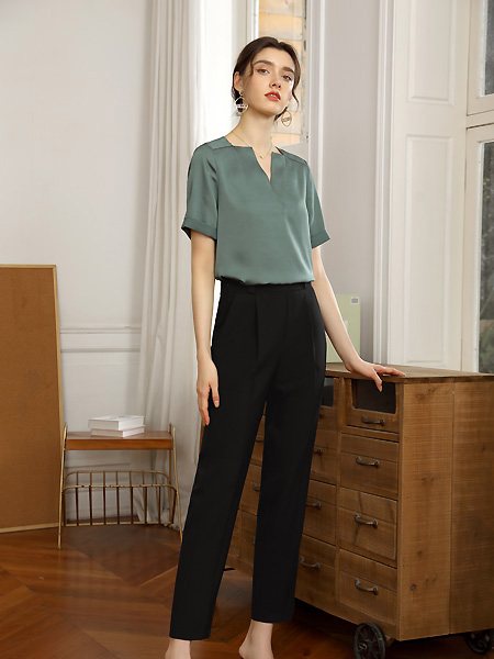 暑气蔓延 爱依莲为你塑造独特气质