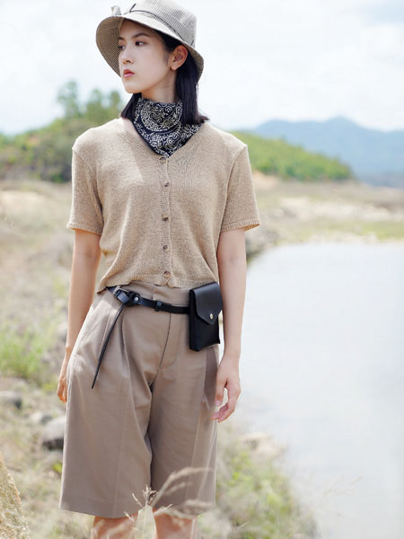 十里洋场女装2021秋品上新 复古优雅女子大抵如此