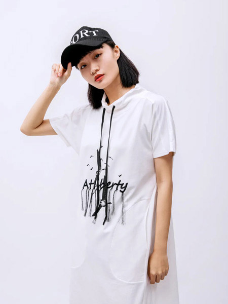 夏日穿搭 制造不一样的惊喜