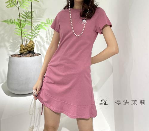 YYMOLI樱语茉莉 今夏有一种穿法叫“T恤裙”