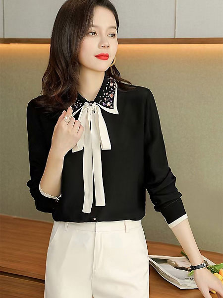 休闲职场穿搭 歌米裳为工作日增添乐趣