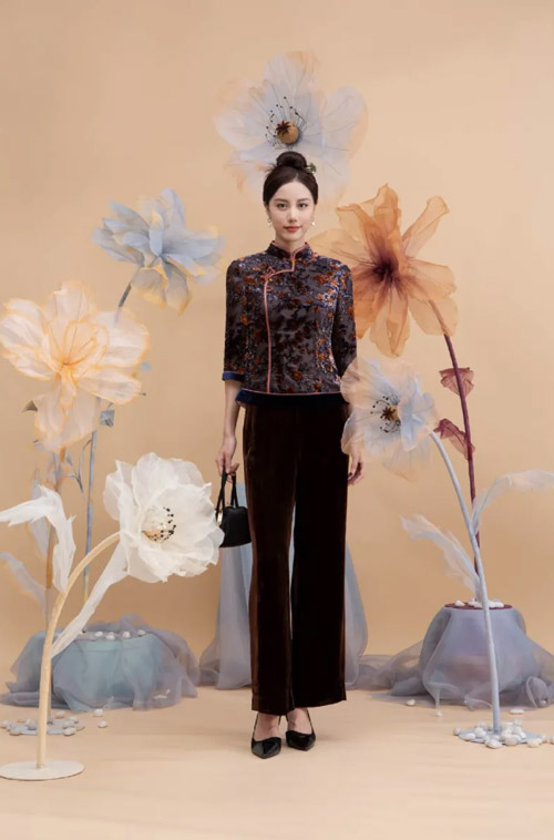 LONDEE龙笛 佳人配旗袍 演绎岁月经典