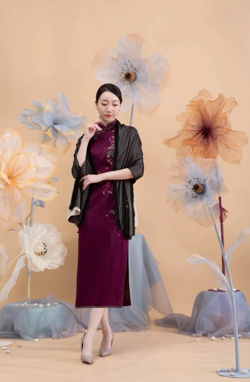 LONDEE龙笛 佳人配旗袍 演绎岁月经典