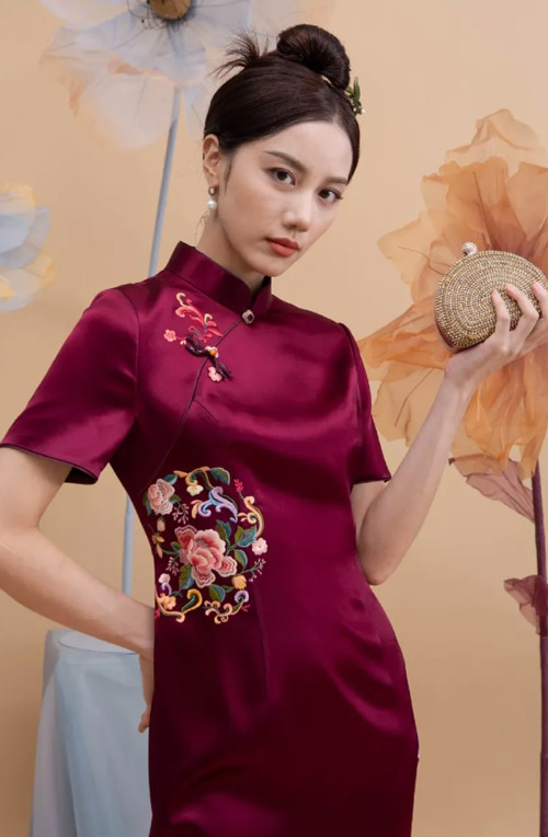 LONDEE龙笛 佳人配旗袍 演绎岁月经典