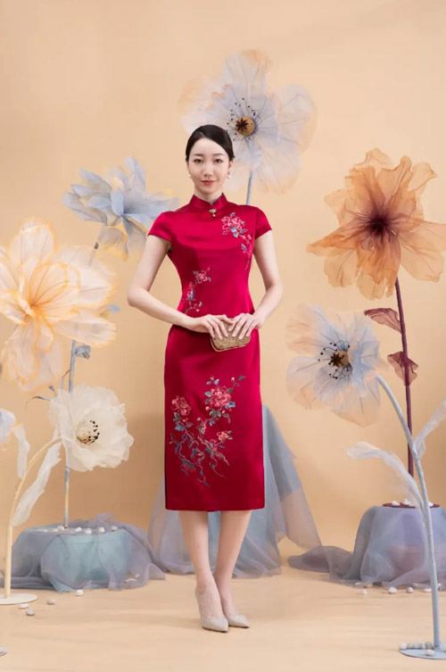 LONDEE龙笛 佳人配旗袍 演绎岁月经典