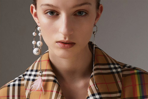 珈姿莱尔 探寻经典格纹 开启时尚之旅