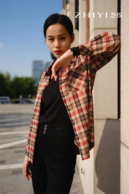 女装秋冬新品上市点亮你的秋日