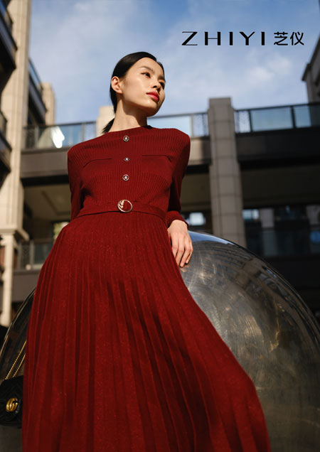 芝仪女装秋冬新品上市点亮你的秋日