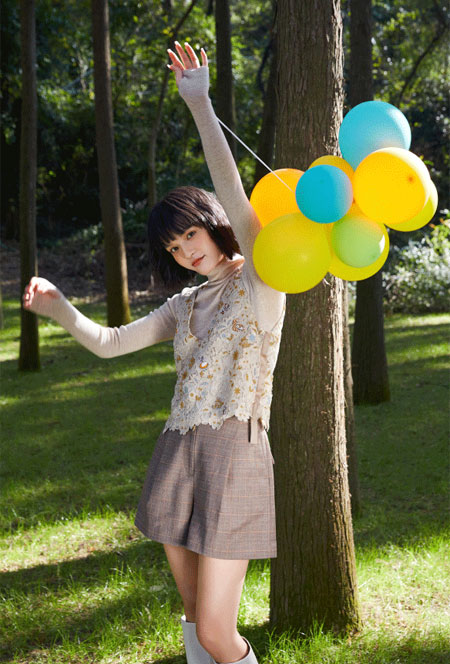 维格娜丝 与浪漫冬季赴一场金色约会